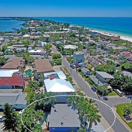 Beach Getaway Pool Condo Between The Island Marina And Beach Bradenton Beach Bagian luar foto